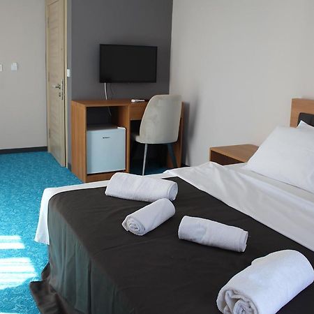 Silver Continent Hostel Сіліврі Екстер'єр фото
